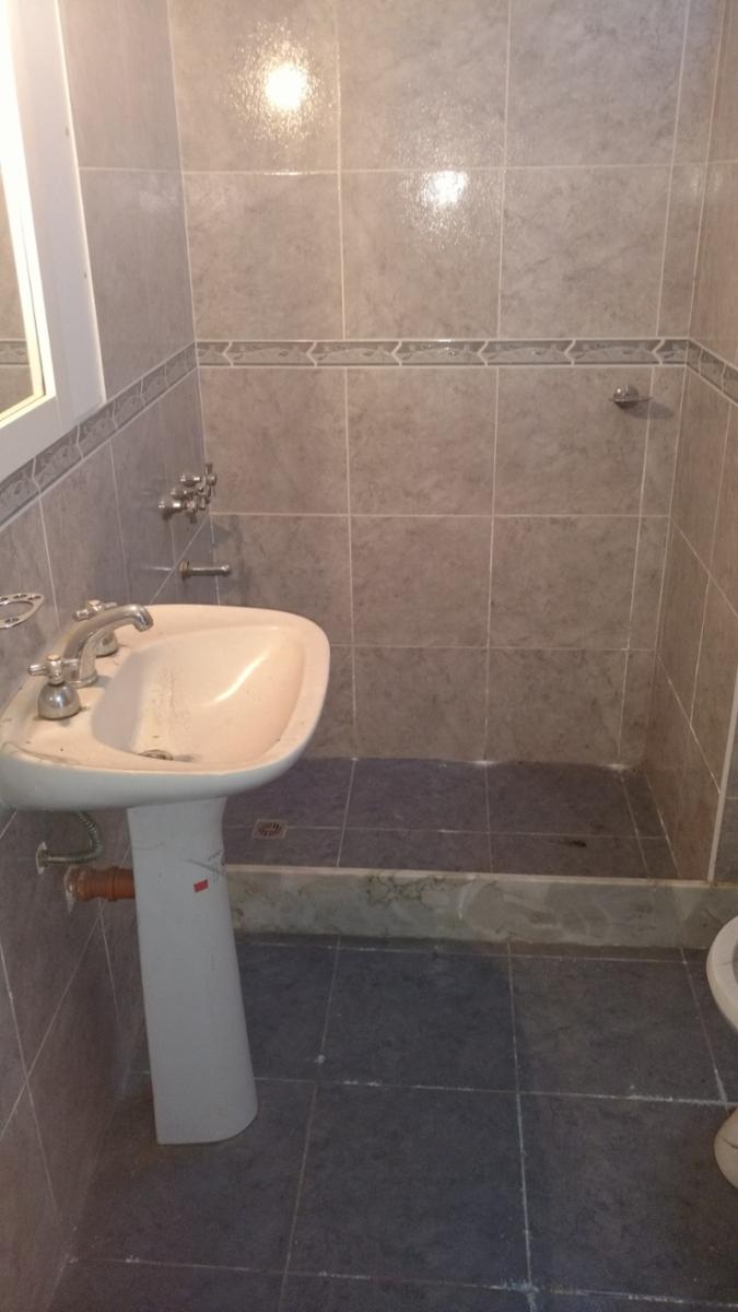 Se Vende PH de 3 Ambientes al Fondo en Jose L. Suarez con Terraza y SIN EXPENSAS — foto 6