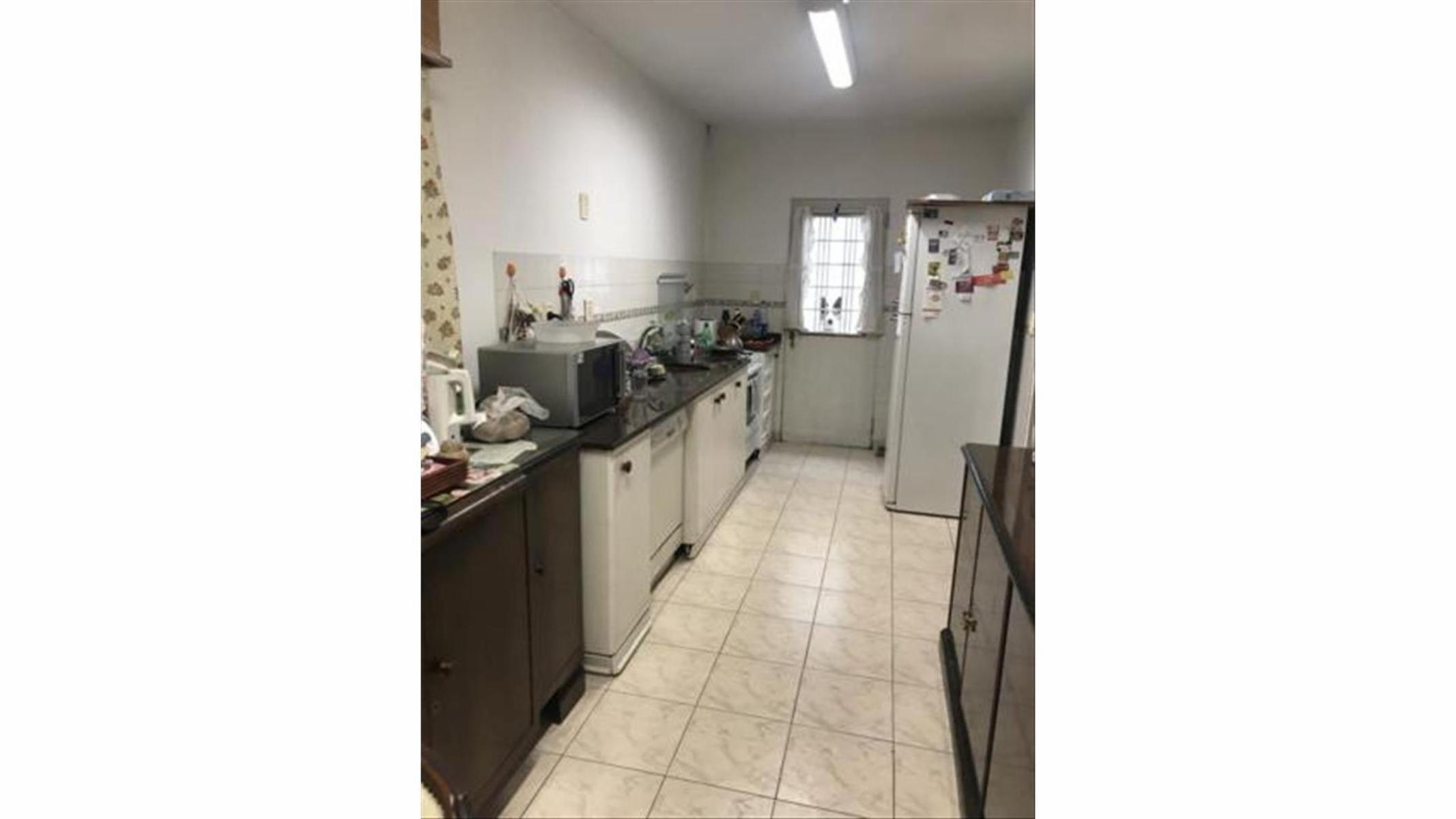 Se Vende Excelente PH de 5 Ambientes mas Depto de 2 Ambientes en Florida Oeste — foto 4