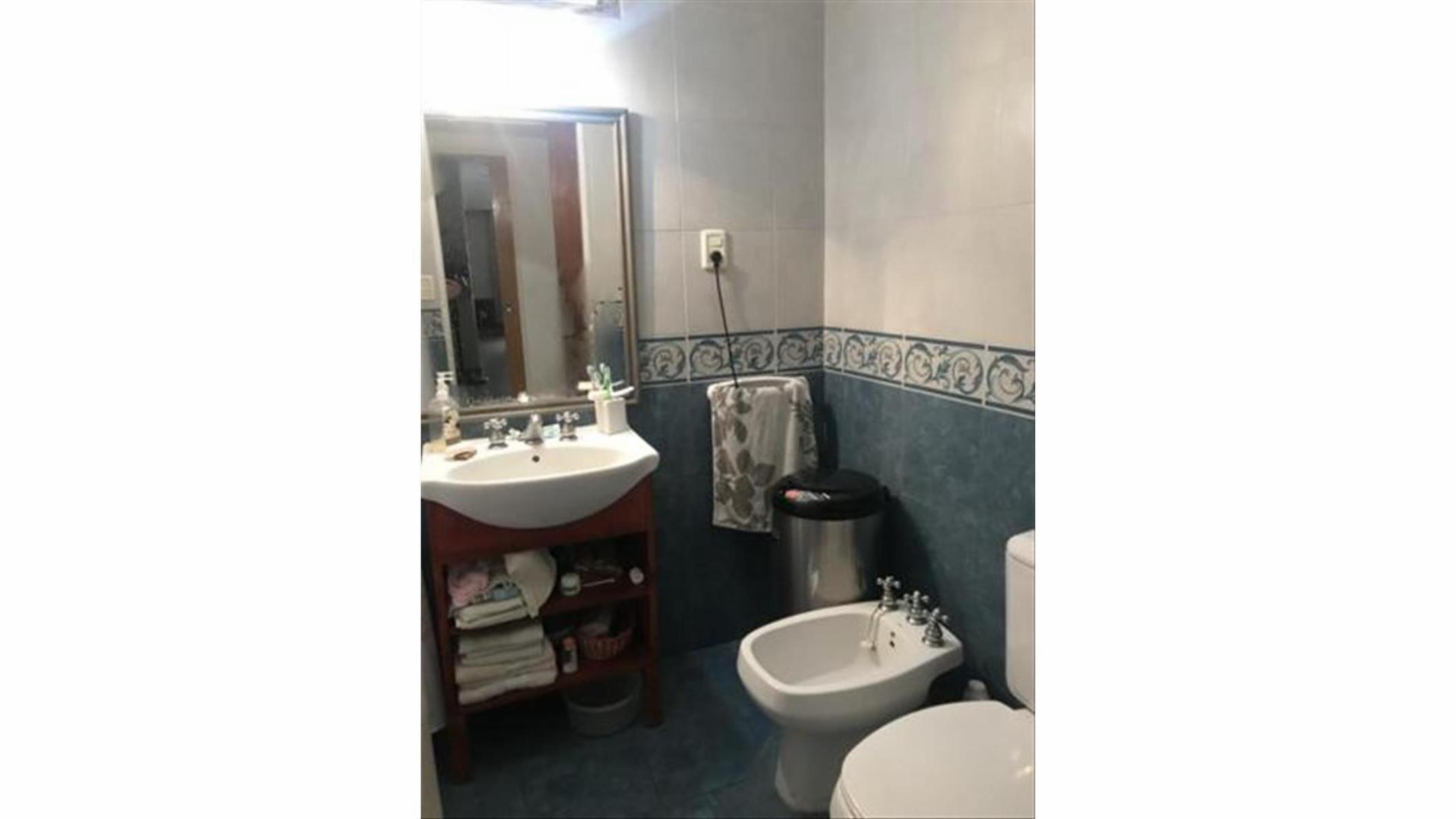 Se Vende Excelente PH de 5 Ambientes mas Depto de 2 Ambientes en Florida Oeste — foto 9