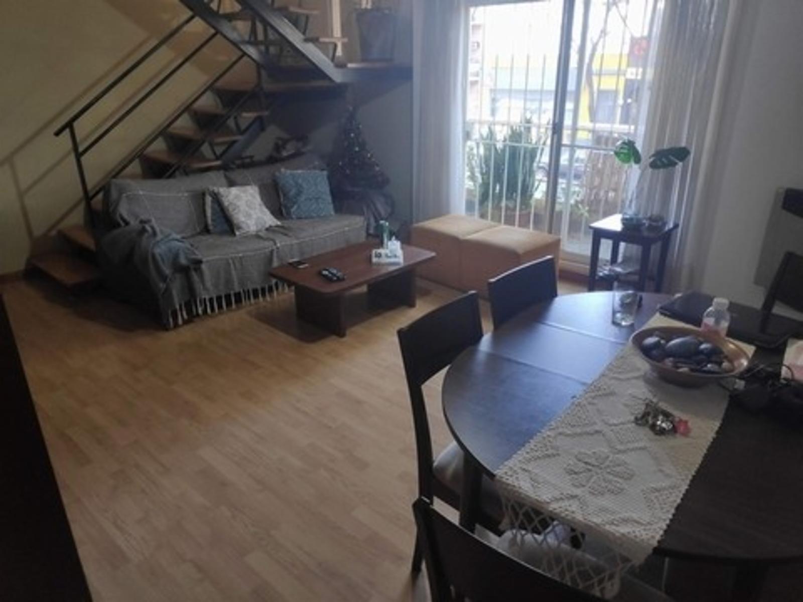 Se Vende Excelente PH de 3 Ambientes en V. Urquiza con Terraza Propia — foto 2