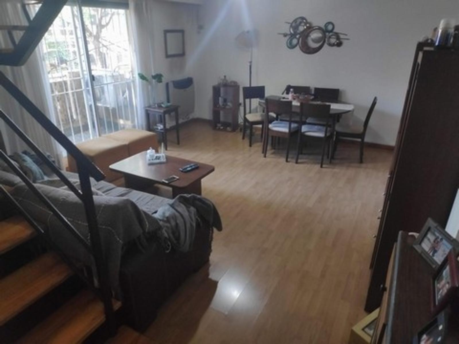 Se Vende Excelente PH de 3 Ambientes en V. Urquiza con Terraza Propia — foto 3