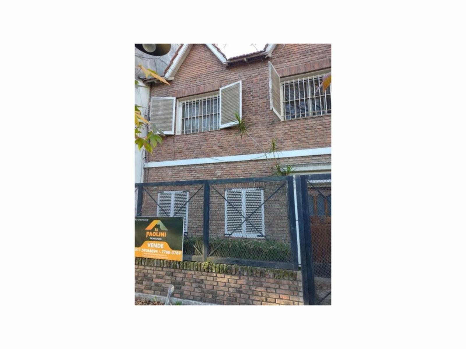 Se Vende Excelente Chalet de 4 Ambientes en Lote Propio en Olivos Golf — foto 2