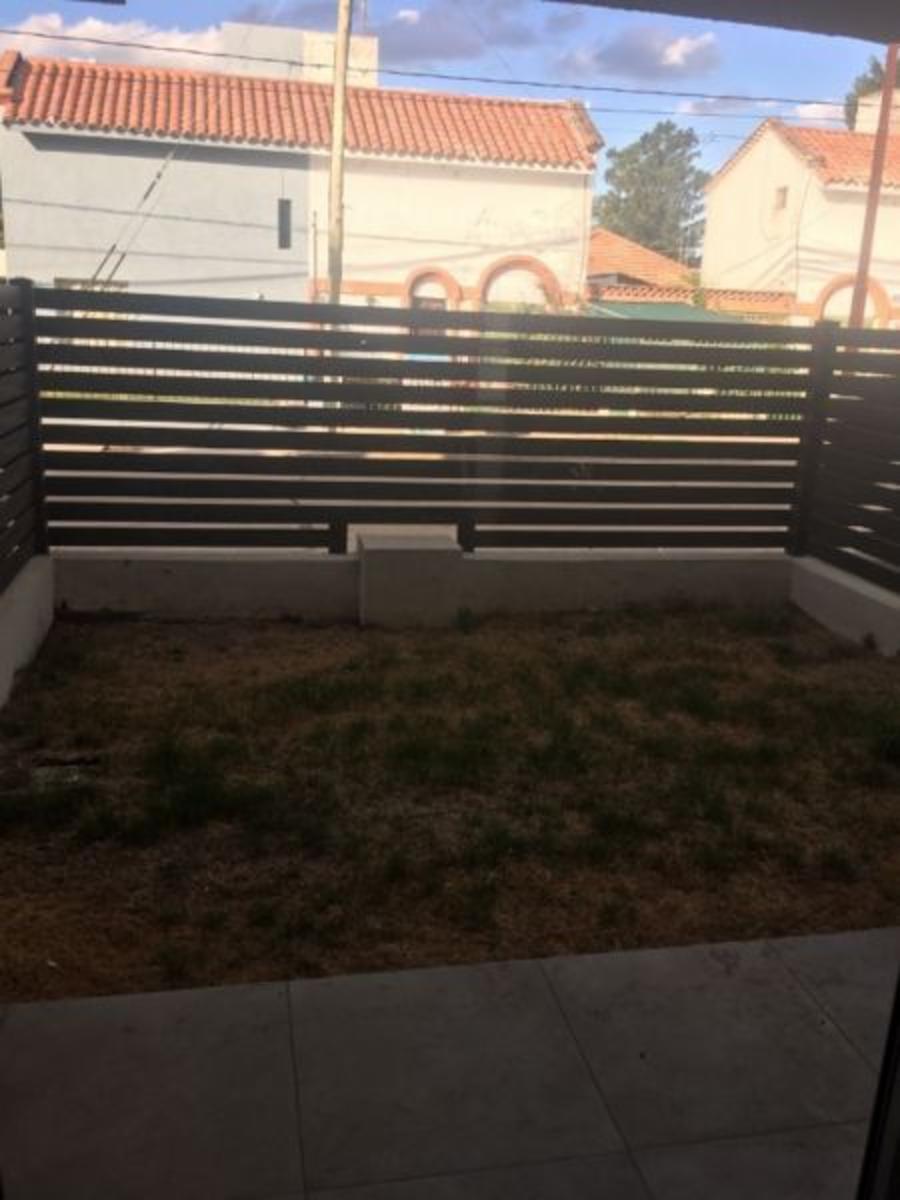 VENTA DE DUPLEX A ESTRENAR A METROS DEL LAGO SAN ROQUE. PRIMERA CATEGORIA. — foto 11