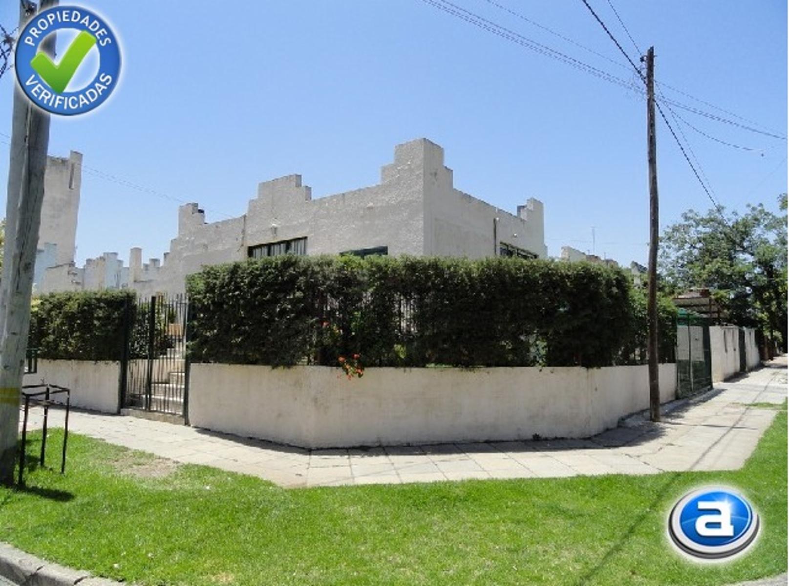 CHALET PARA 7 PERS. EN COMPLEJO A 50 MTS DEL LAGO. CON PILETA - QUINCHO - COCHERA — foto 14