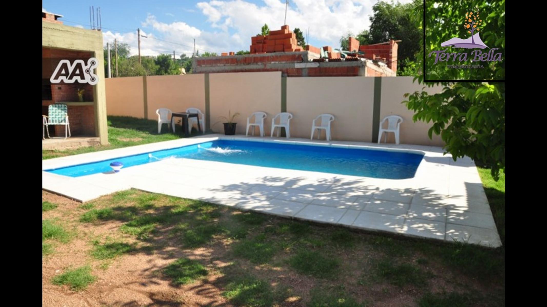 OPORTUNIDAD VENTA DE 3 CASAS MÁS UN DEPARTAMENTO CON PATIO - PILETA - COCHERA. — foto 9