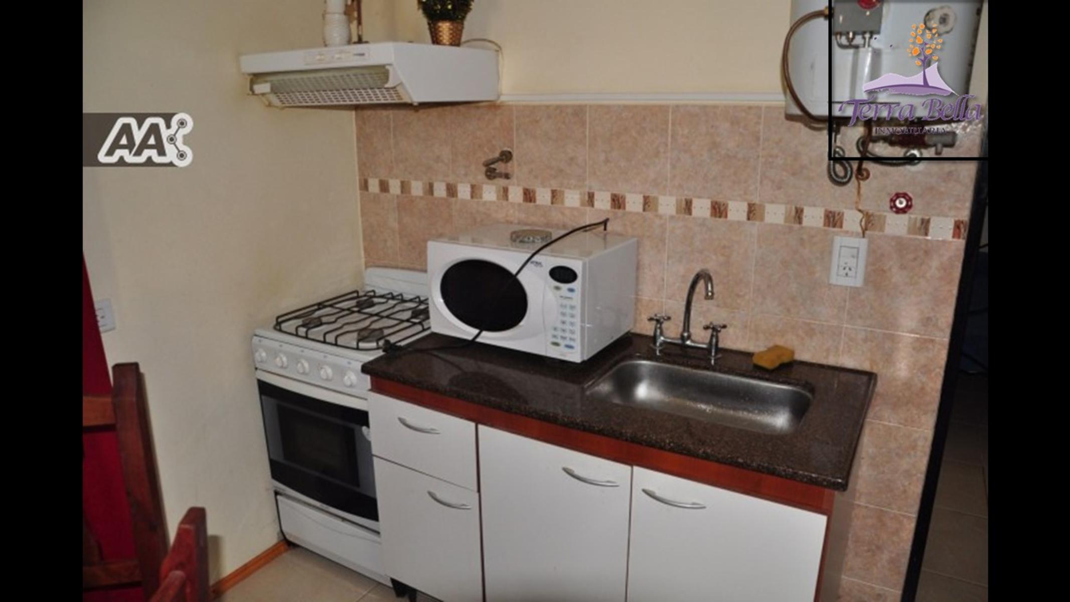 OPORTUNIDAD VENTA DE 3 CASAS MÁS UN DEPARTAMENTO CON PATIO - PILETA - COCHERA. — foto 13