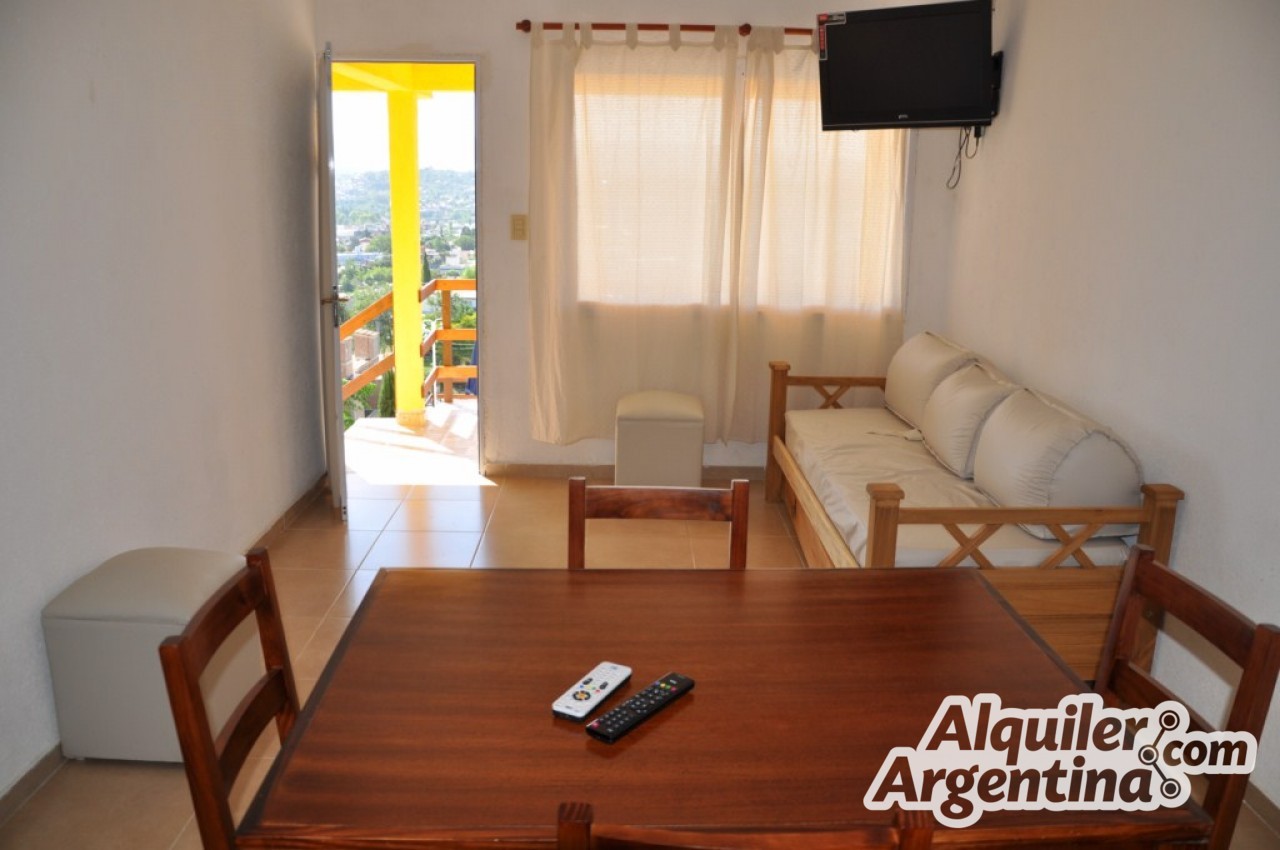 COMPLEJO DE DEPTOS CON ESPECTACULAR VISTA PANORAMICA. UN DORMITORIO. COCHERA. PISCINA. SOLARIUM. EQUIPAMIENTO FULL. A 5 MINUTOS DEL CENTRO DE CARLOS PAZ - 20
