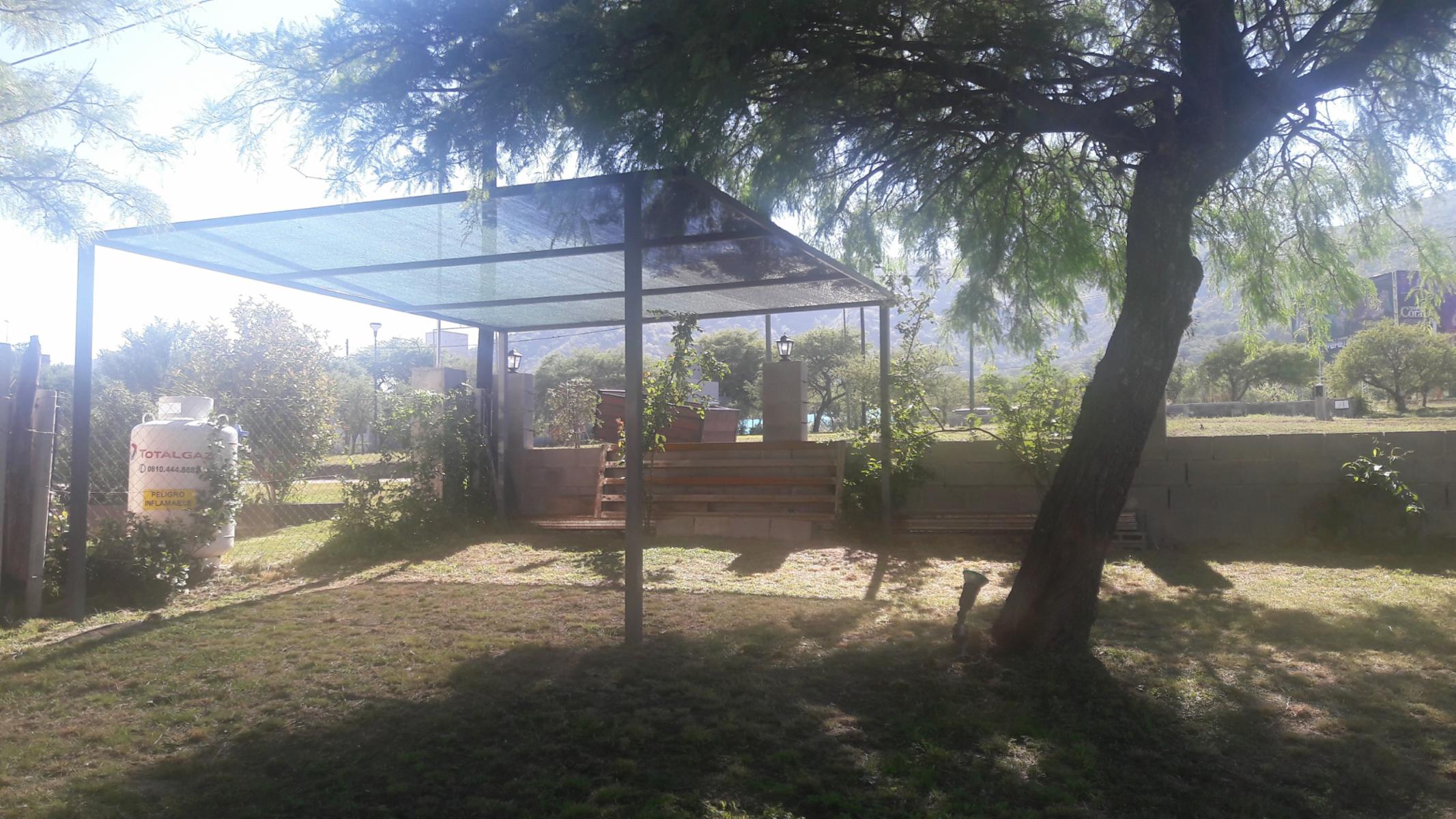 MUY LINDO CHALET EN BARRIO PRIVADO. PARQUE. PILETA. PARA 5/6 PERSONAS. BARRIO CON SEGURIDAD 24 HS — foto 6