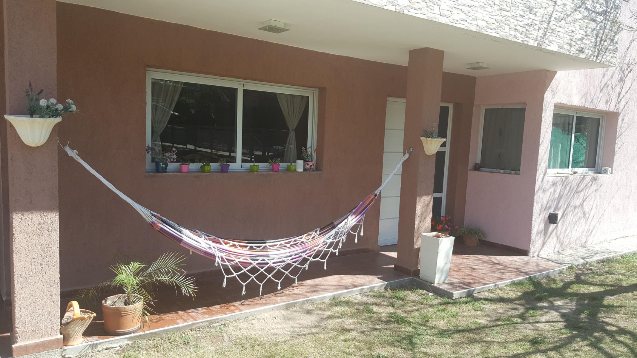 MUY LINDO CHALET EN BARRIO PRIVADO. PARQUE. PILETA. PARA 5/6 PERSONAS. BARRIO CON SEGURIDAD 24 HS — foto 15