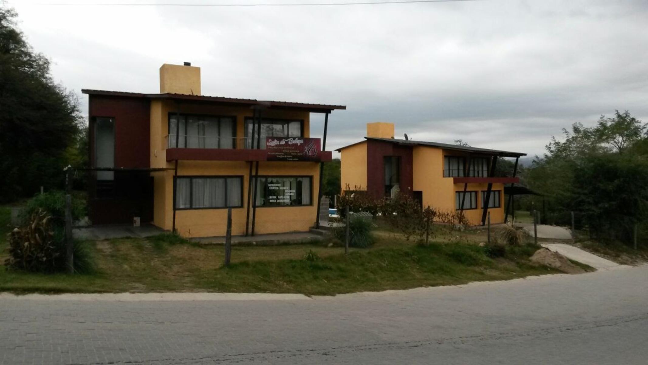 DOS CHALET MUY AMPLIOS . PARA 6-8 PERSONAS CADA UNO. CON PILETA. GALERIA. ASADOR. COCHERA. A 100 M. ETROS DEL RIO — foto 6