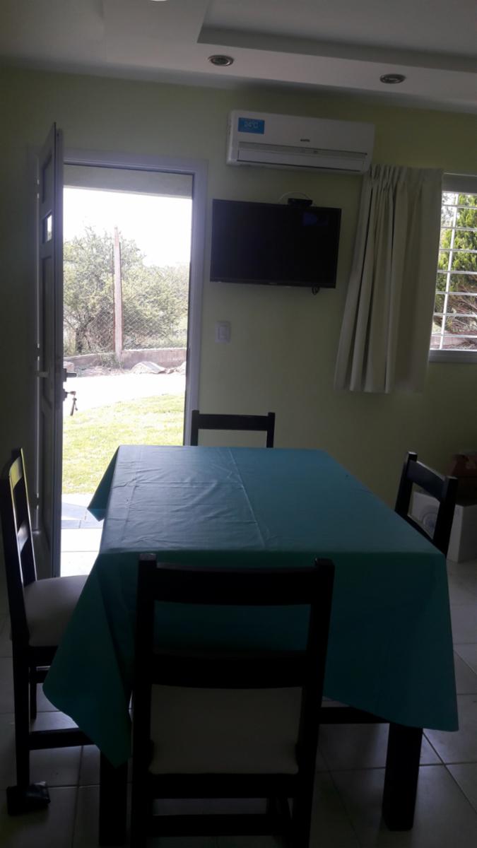 COMPLEJO CON PILETA. COCHERA. ASADOR. VISTA A LAS SIERRAS. PARA 4 A 6 PERSONAS - 17