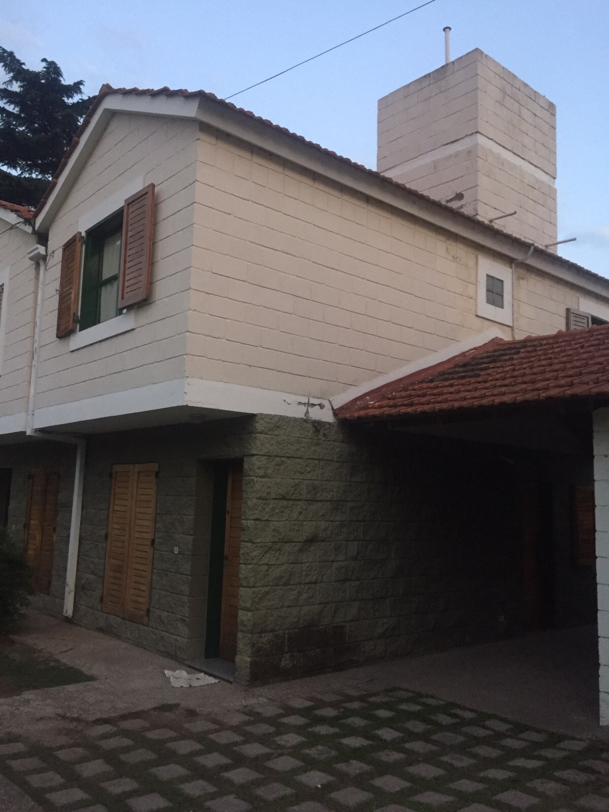 DEPTO EN COMPLEJO. CON PILETA. COCHERA Y ASADOR EXCLUSIVO. A 3 CUADRAS DEL LAGO SAN ROQUE EN BARRIO RESIDENCIAL - 3
