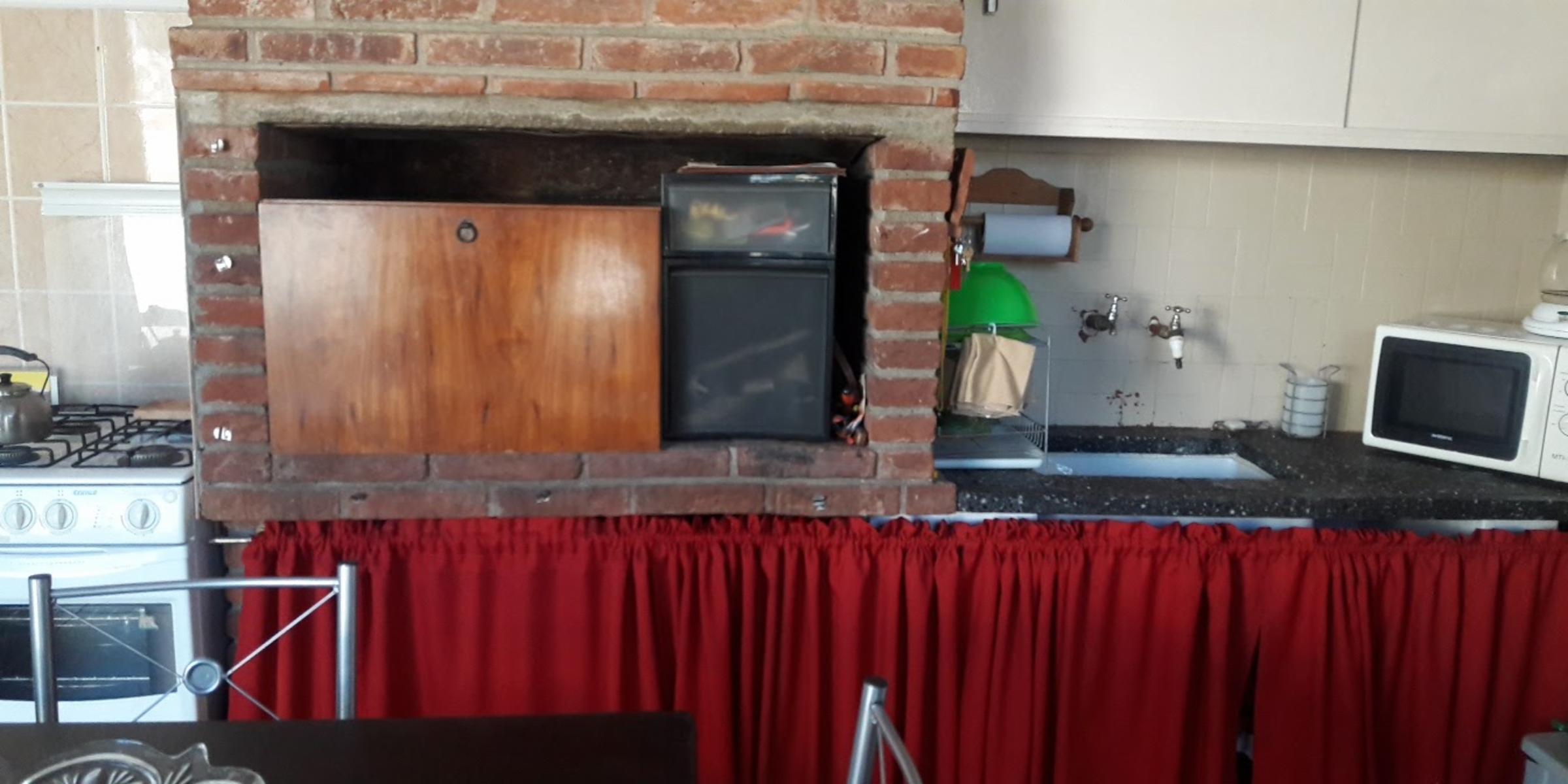 DEPTO PARA 2/3 PERSONAS CON PARQUE. PILETA. ASADOR. A METROS DEL LAGO SAN ROQUE — foto 12