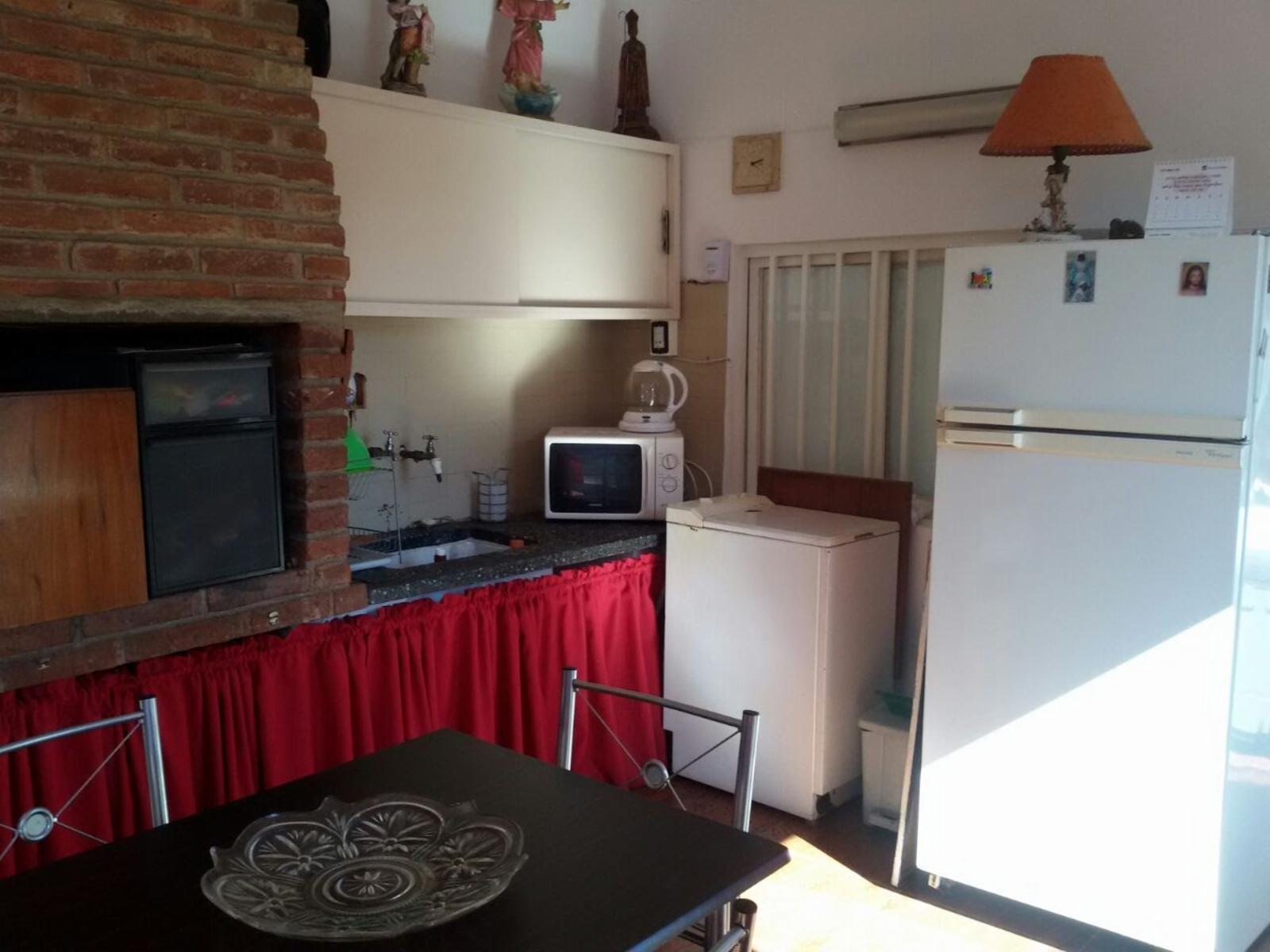 DEPTO PARA 2/3 PERSONAS CON PARQUE. PILETA. ASADOR. A METROS DEL LAGO SAN ROQUE - 20