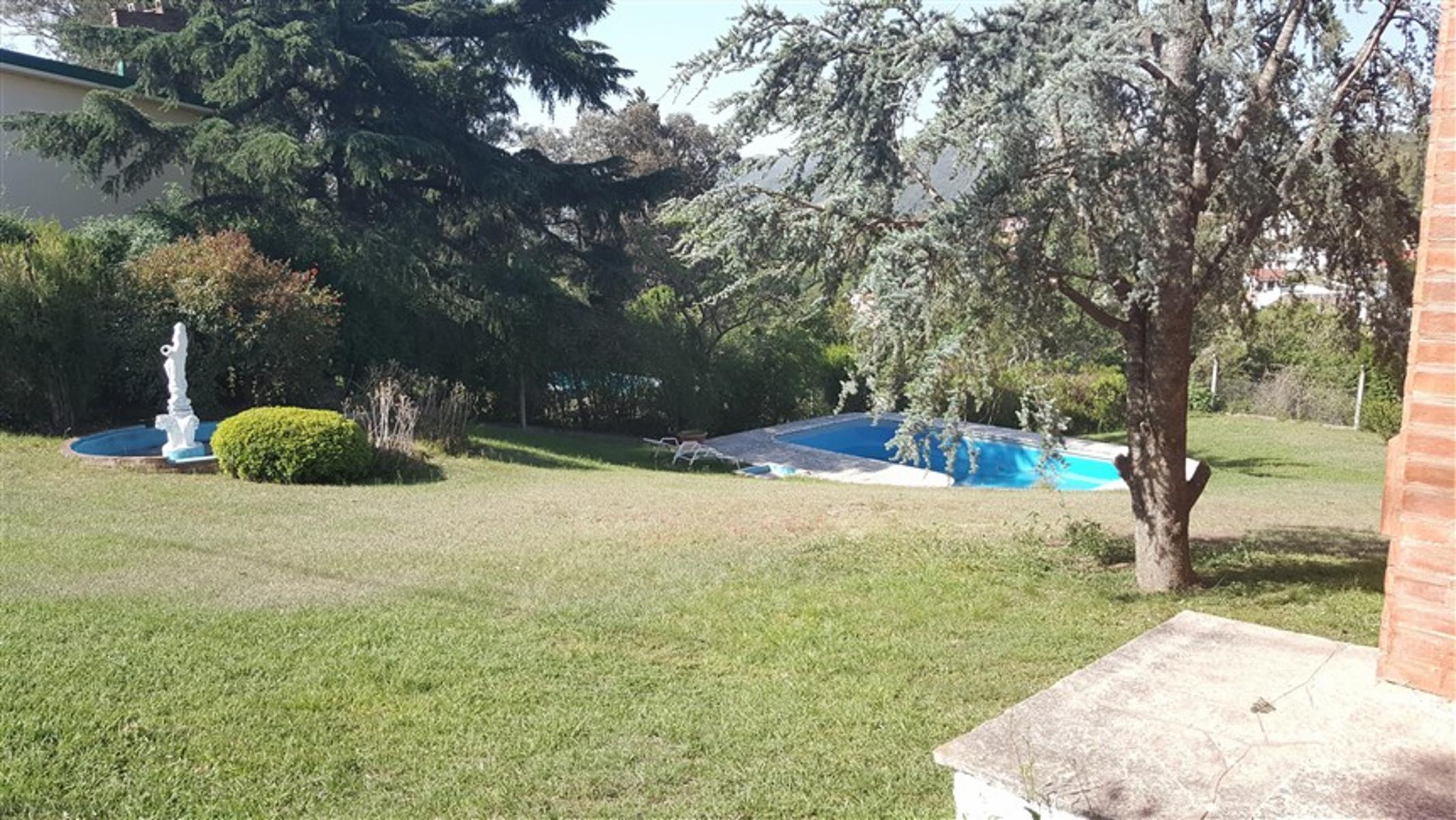 CHALET CON GRAN PARQUE - PISCINA - VISTA PANORAMICA PARA 8 PERSONAS — foto 12