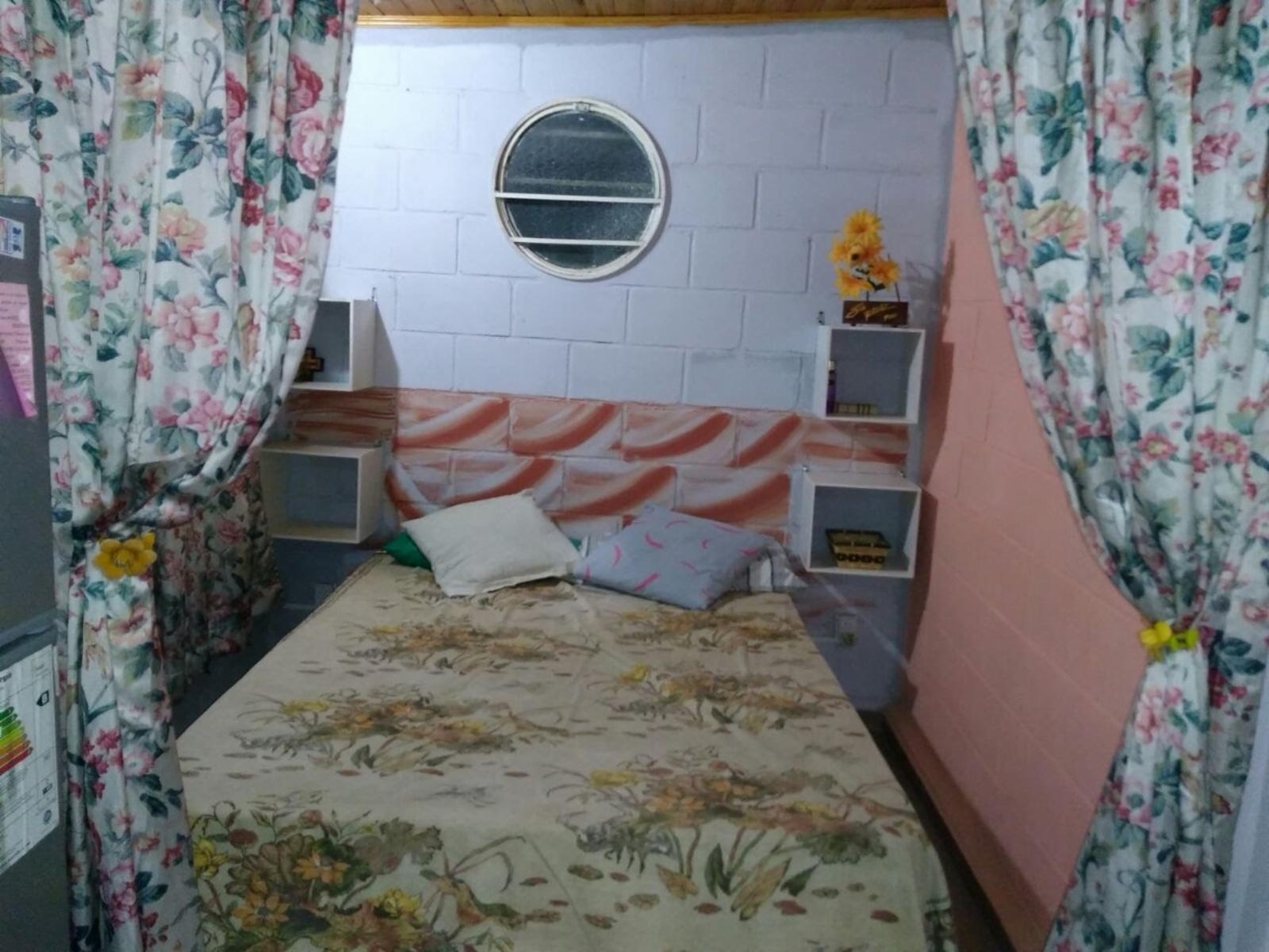 MONOAMBIENTE PARA 2 A 4 PERSONAS. CON PILETA DE USO ECLUSIVO - ASADOR - ATIO - COCHERA. — foto 8