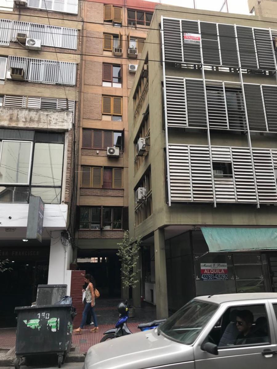 Departamento 2 dorm, con muy buena ubicación. OPORTUNIDAD — foto 12