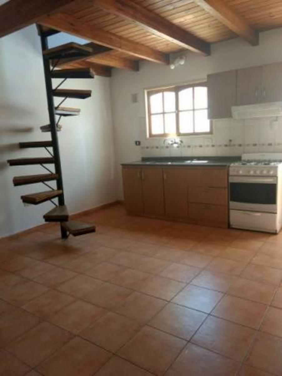 DEPARTAMENTO UN DORMITORIO EN BARRIO SANTA RITA. COCHERA. — foto 3