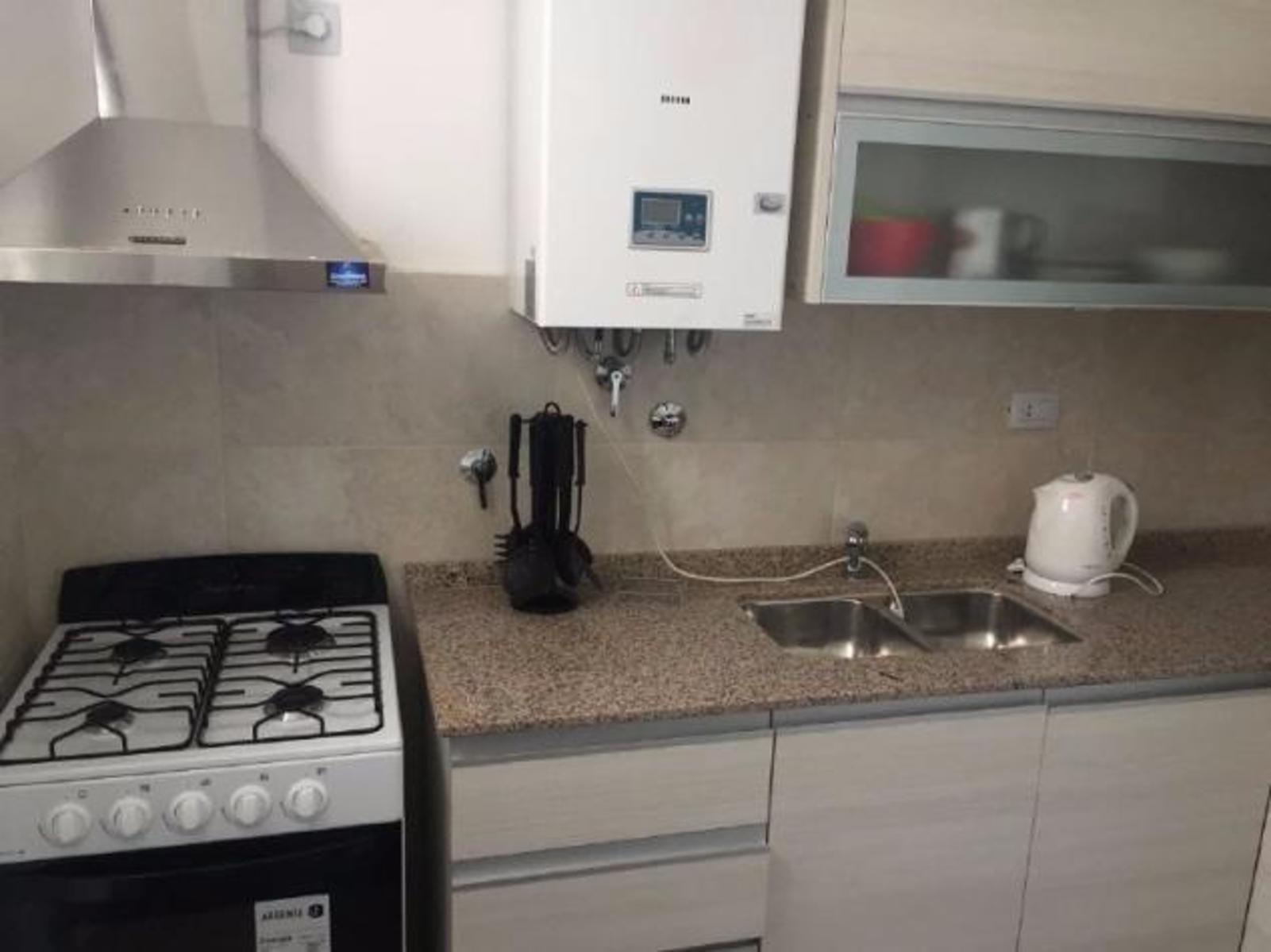 DEPARTENTO CÉNTRICO. UN DORMITORIO. COCHETA. PILETA. QUINCHO — foto 12