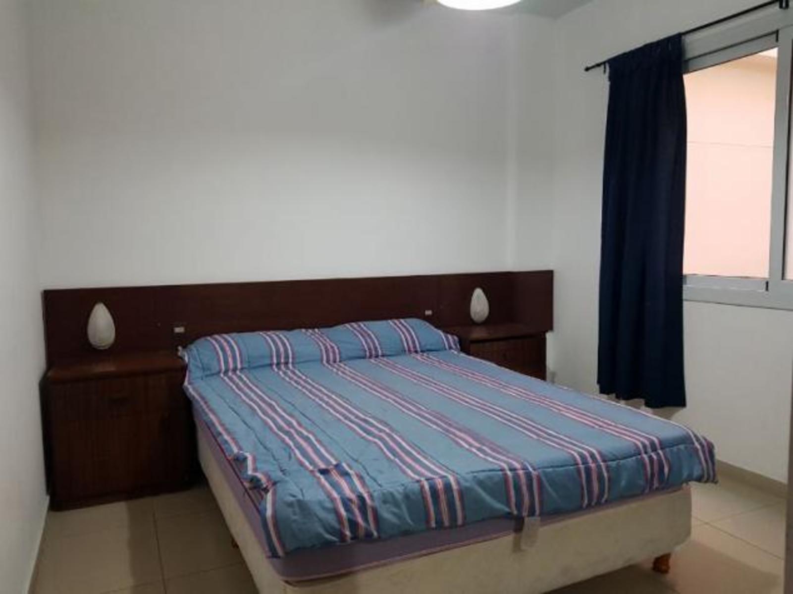 DEPARTAMENTO EN PLENO CENTRO. UN DORMITOIO. PILETA. TERRAZA — foto 4