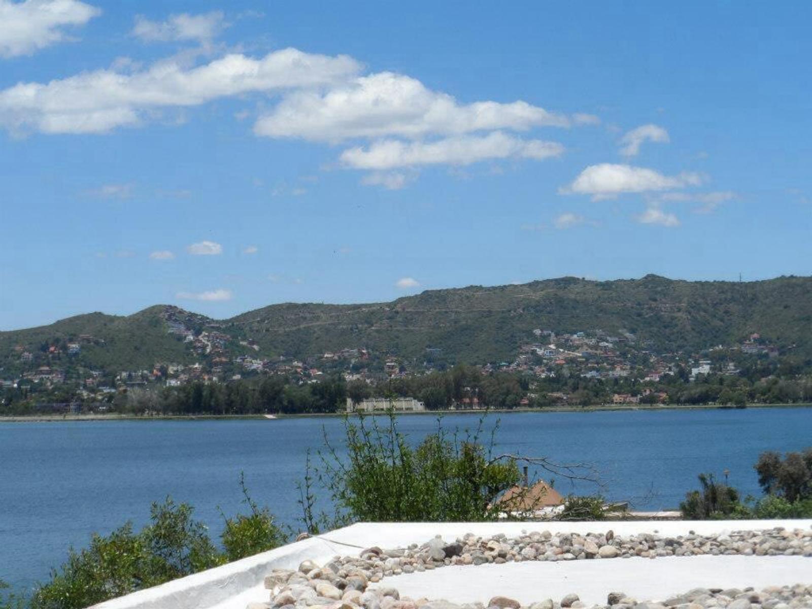DEPARTAMENTO EN EXCLUSIVO COMPLEJO TERRAZAS DEL LAGO. UN DORMITORIO. COCHERA. PILETA — foto 12