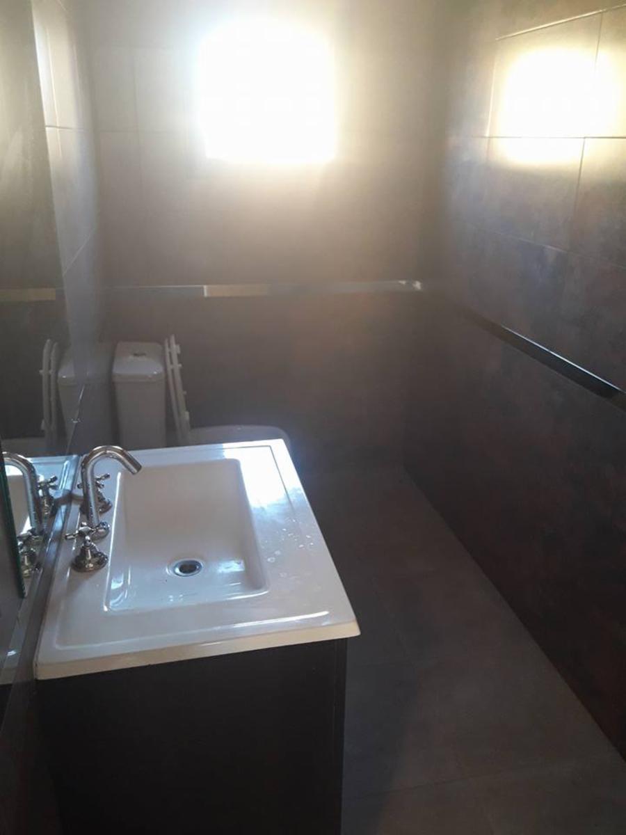 DEPARTAMENTO EN BARRIO VILLA DOMINGUEZ. DOS DORMITORIOS. COCHERA. BALCÓN. A ESTRENAR. PILETA — foto 11