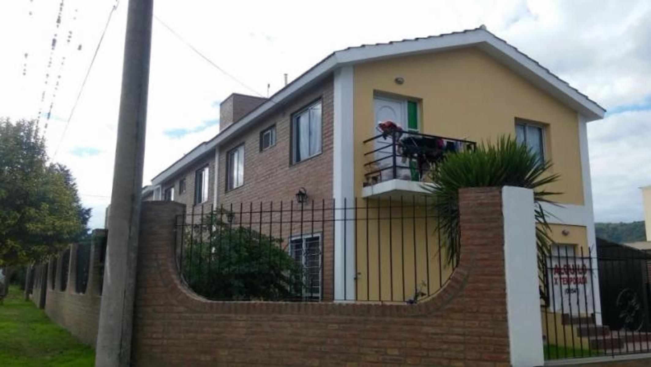 DEPARTAMENTO EN BARRIO PLAYAS DE ORO. DOS DORMITORIOS.