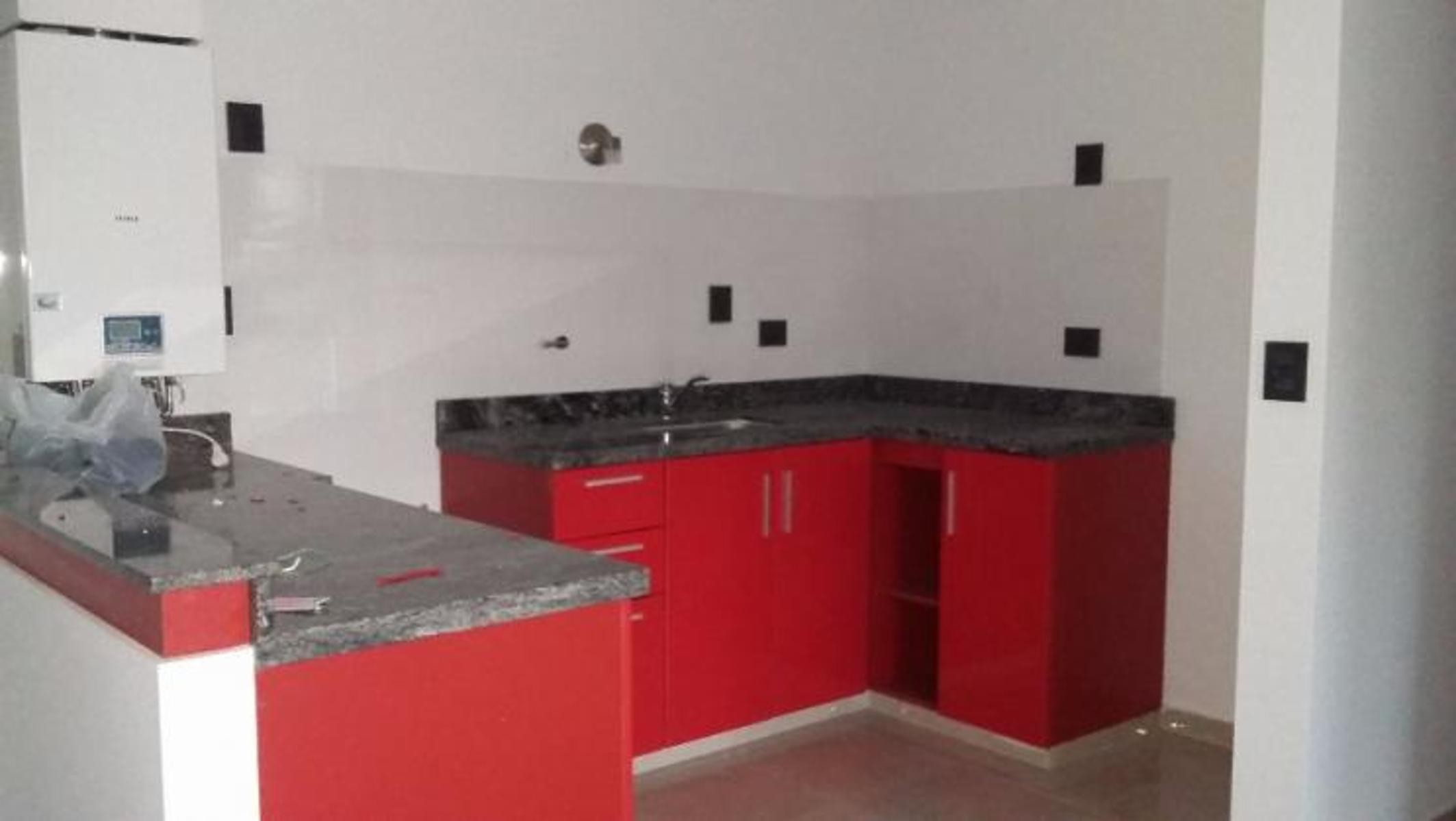 DEPARTAMENTO EN BARRIO VILLA DOMINGUEZ. UN DORMITORO. BALCON. COCHERA. PILETA. GIM. QUINCHO — foto 3