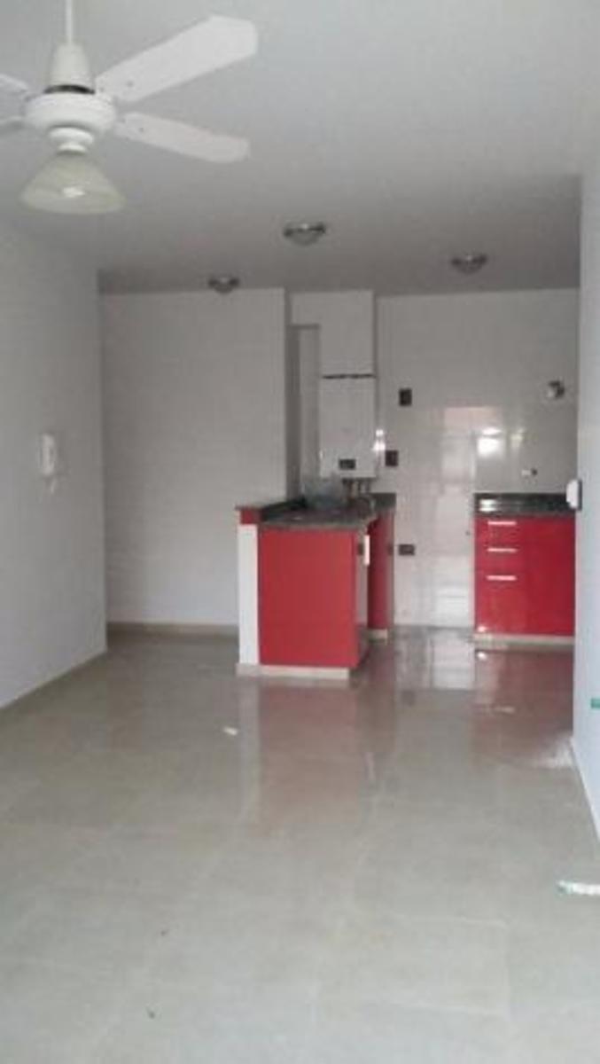 DEPARTAMENTO EN BARRIO VILLA DOMINGUEZ. UN DORMITORO. BALCON. COCHERA. PILETA. GIM. QUINCHO — foto 7