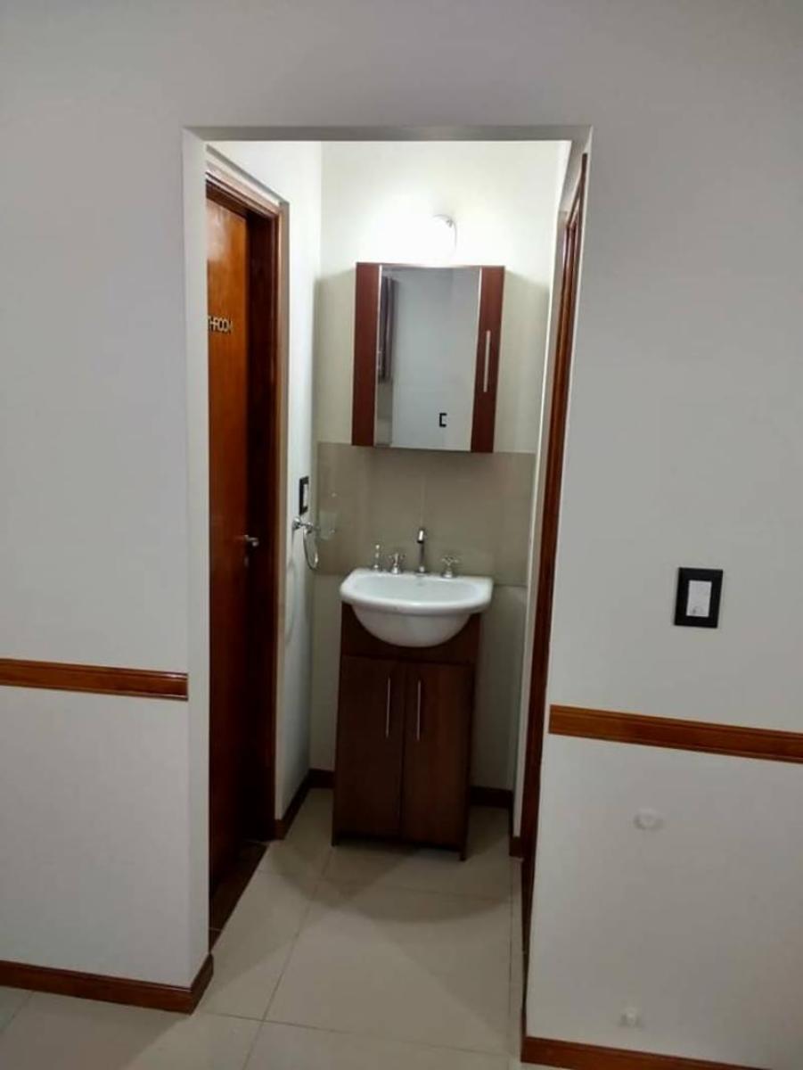 DEPARTAMENTO CENTRICO. EN EDIFICIO MIRALEJOS 5. AMENITIES: QUIMCHO. ASADORES. PILETA. GIM. PLAY ROOM Y MUCHAS MAS — foto 10