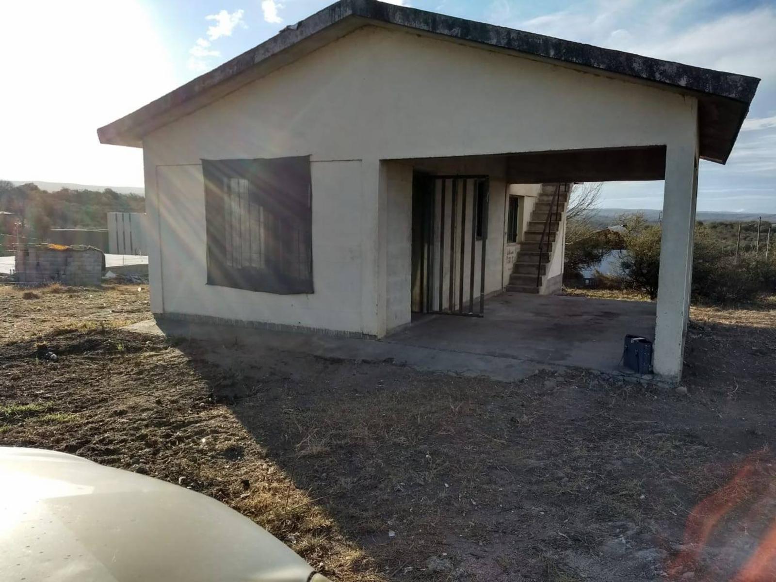 CHALET CON EXCELENTE UBICACION. SOBRE RUTA EMPALME TANTI. VISTA A LA MONTAÑA. LOTE PLANO 1000 METROS APROX. IDEAL PARA COMPLEJO TURISTICO — foto 11