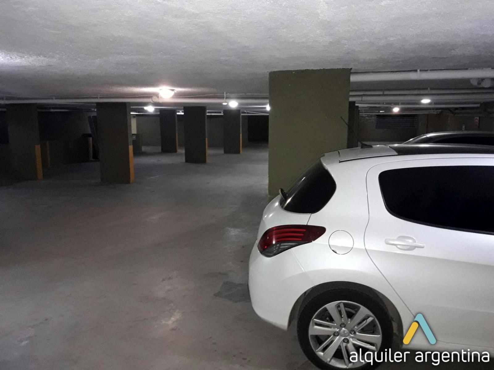 DEPARTAMENTO EN ZONA CENTRICA. PARA 4 PERSONAS. PILETA. COCHERA. EQUIPAMIENTO FULL — foto 11