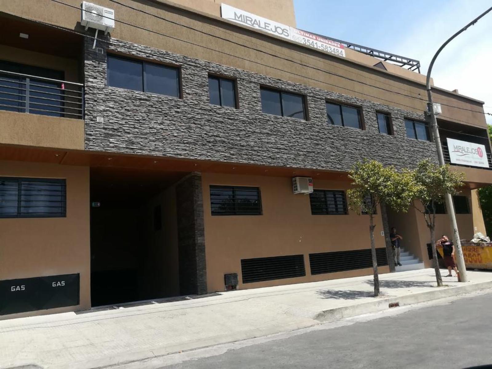 EDIFICIO MIRALEJOS 11. CATEGORIA. 2 DORM.COCHERAS. AMENITIES. CENTRICO — foto 13