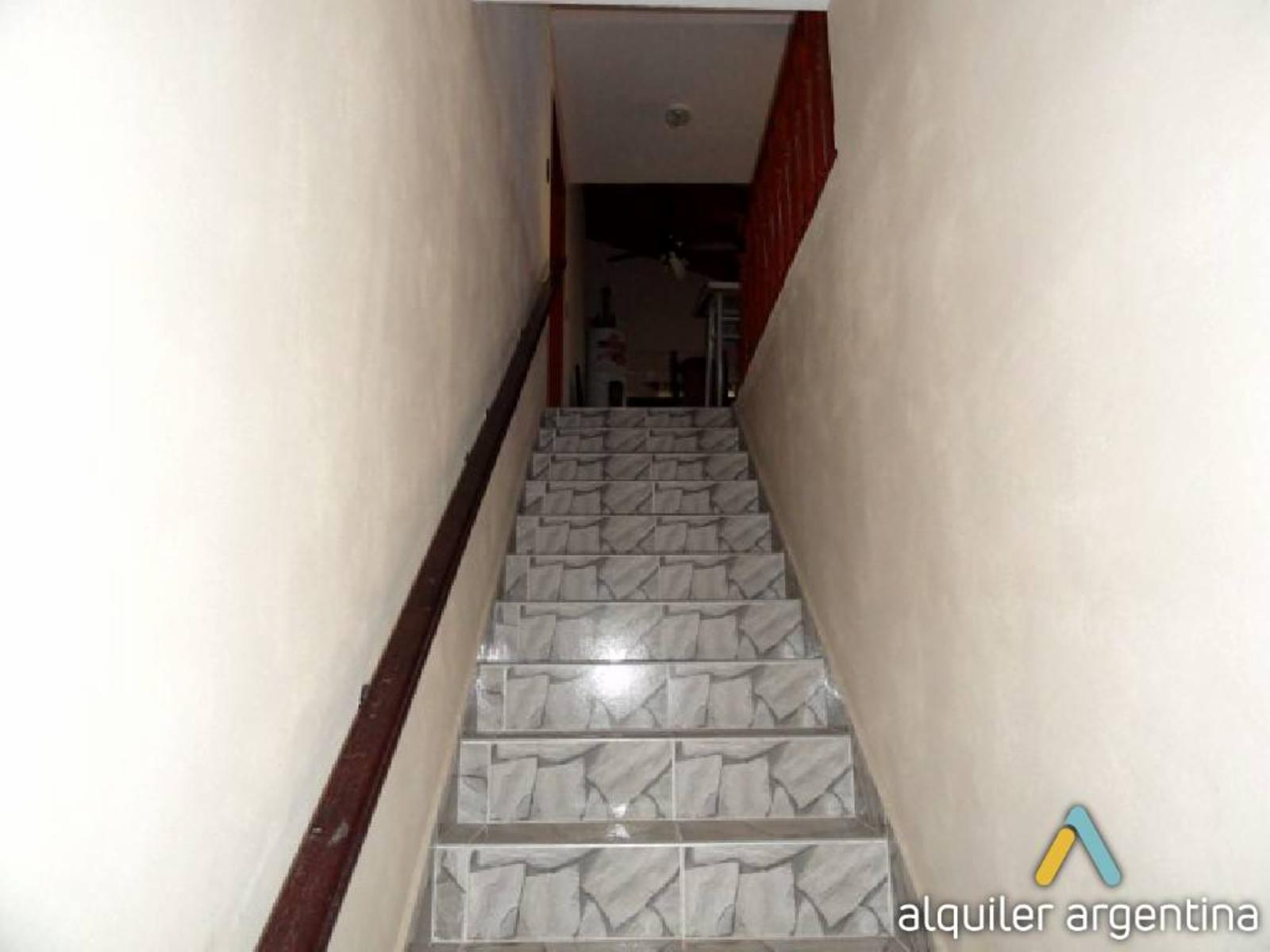 DEPARTAMENTO AMPLIO CON PILETA USO EXCLUSIVO PARA 9 PERSONAS — foto 2