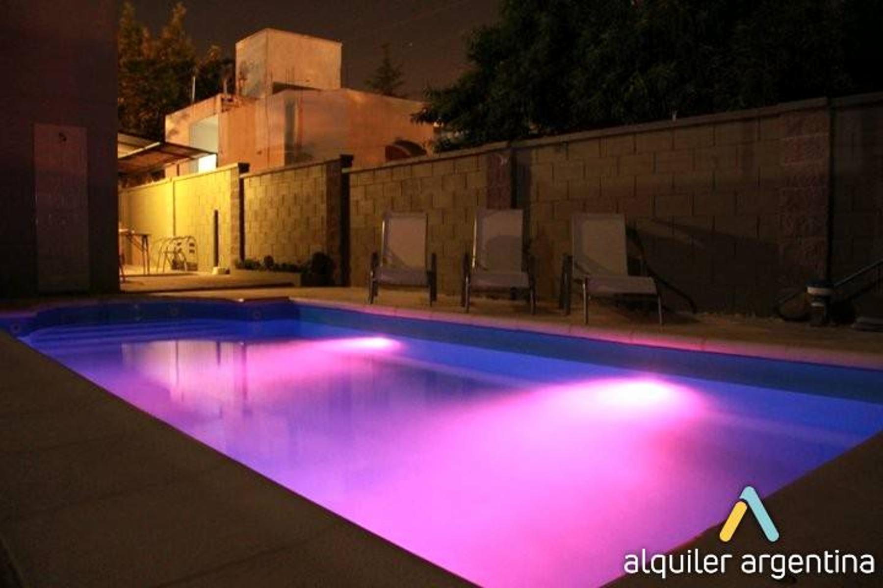 DEPARTAMENTO AMPLIO CON PILETA USO EXCLUSIVO PARA 9 PERSONAS — foto 5