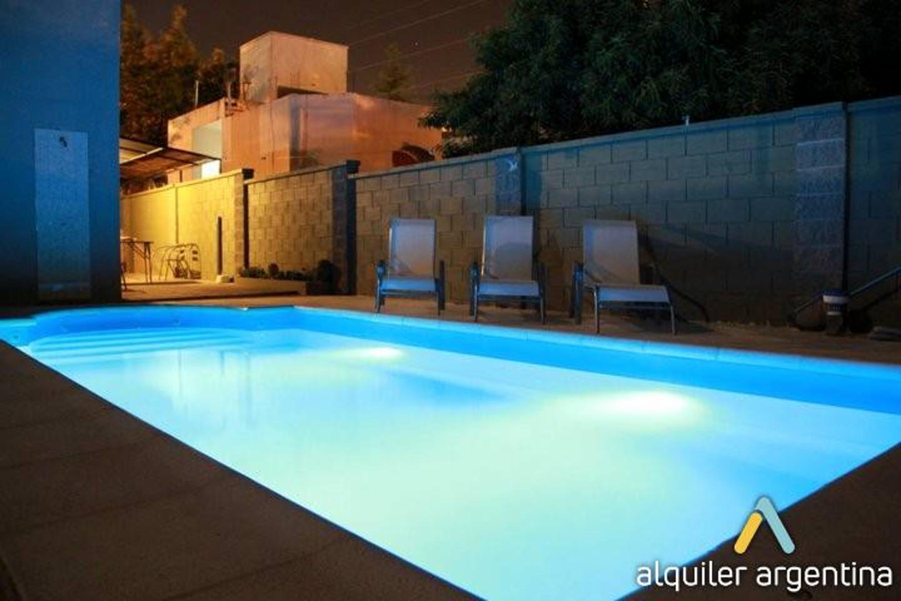 DEPARTAMENTO AMPLIO CON PILETA USO EXCLUSIVO PARA 9 PERSONAS — foto 15