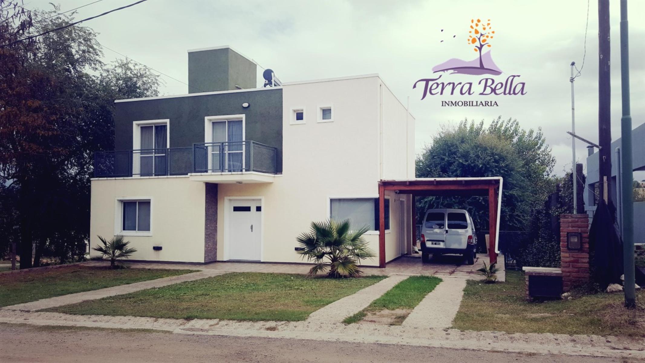 CHALET DE CATEGORIA EN BARRIO CERRADO FRENTE AL RÍO SAN ANTONIO. A 15 MINUTOS DEL CENTRO DE VILLA CARLOS PAZ — foto 2