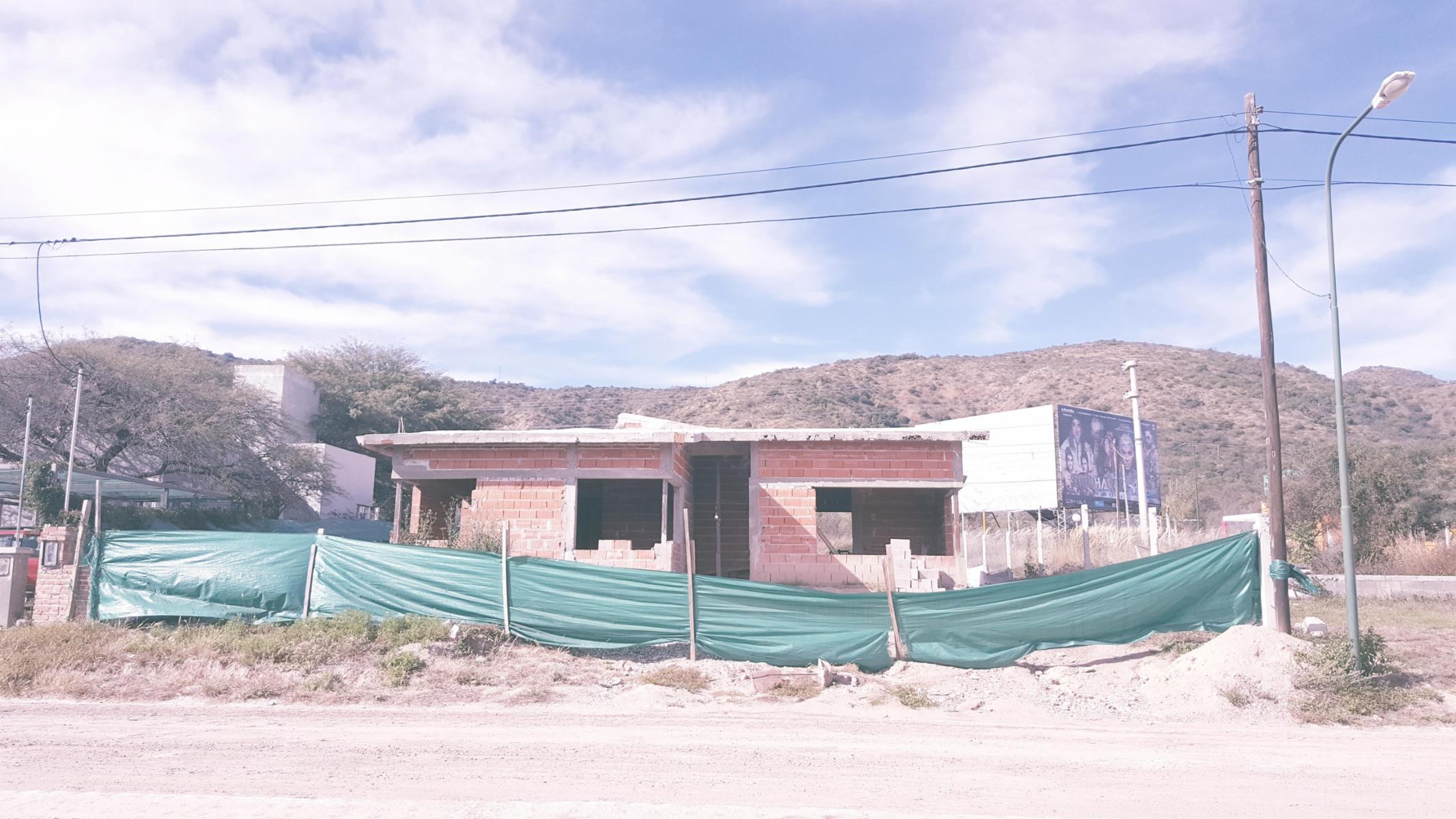 CHALET EN CONSTRUCCIÓN EN BARRIO CERRADO EL DORADO II. FRENTE AL RIO SAN ANTONIO Y A 10 MINUTOS DEL CENTRO DE VILLA CARLOS PAZ — foto 15