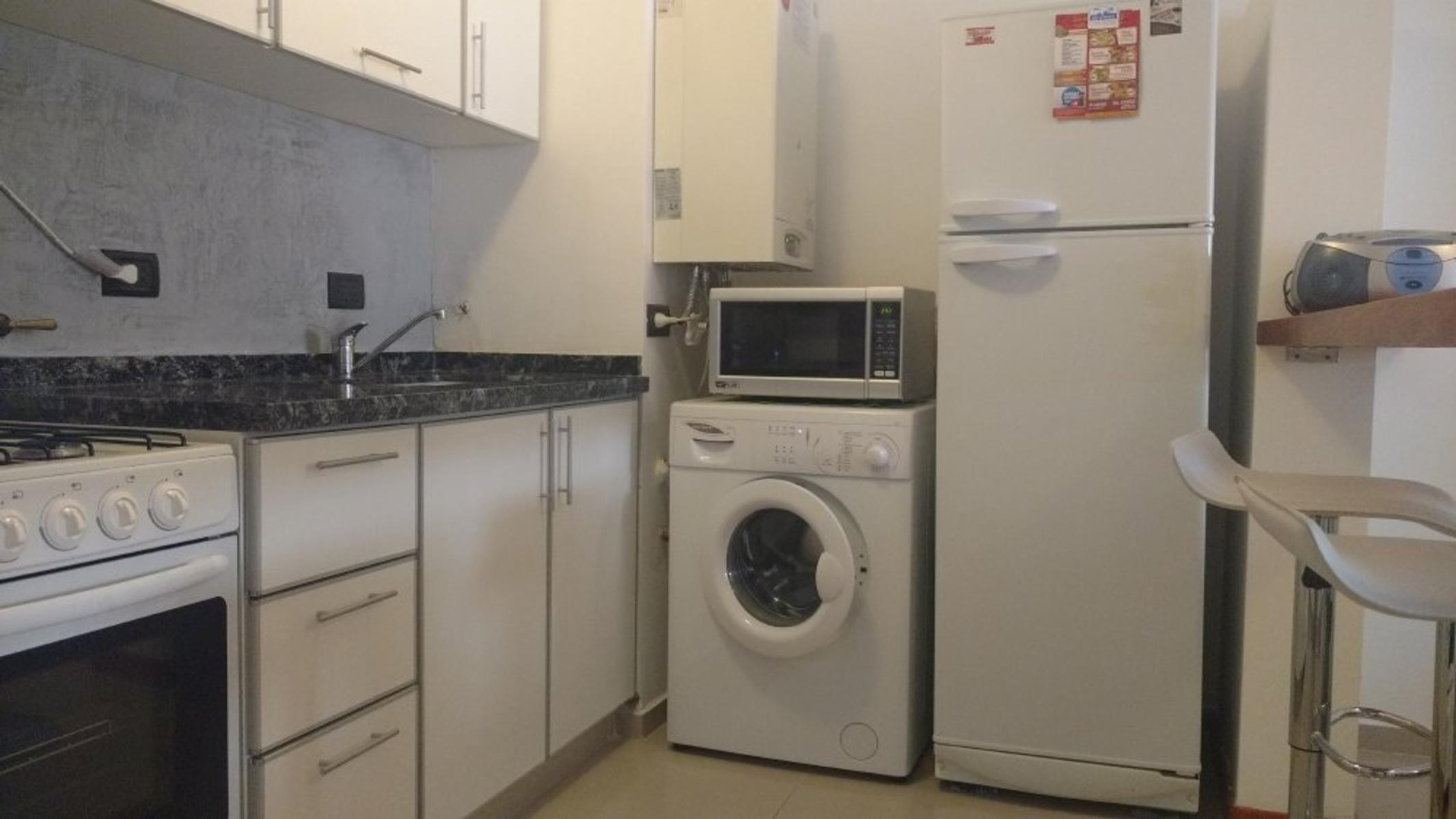 DEPARTAMENTO EN PLENO CENTRO PARA 4 PERSONAS CON PISCINA QUINCHO COCHERA EQUIPAMIENTO FULL — foto 13