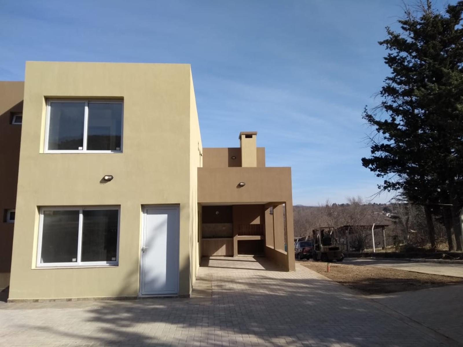 VENTA DE DUPLEX A ESTRENAR EN COMPLEJO SOBRE EL RIO CON SEGURIDAD 24 HS. PISCINA. GIM. BAJADA PROPIA AL RIO — foto 7