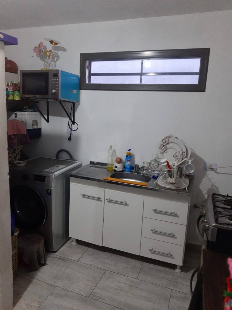 DEPRTAMENTO DOS DORMITORIOS CON COCHERA EN BARRIO MALVINAS — foto 3