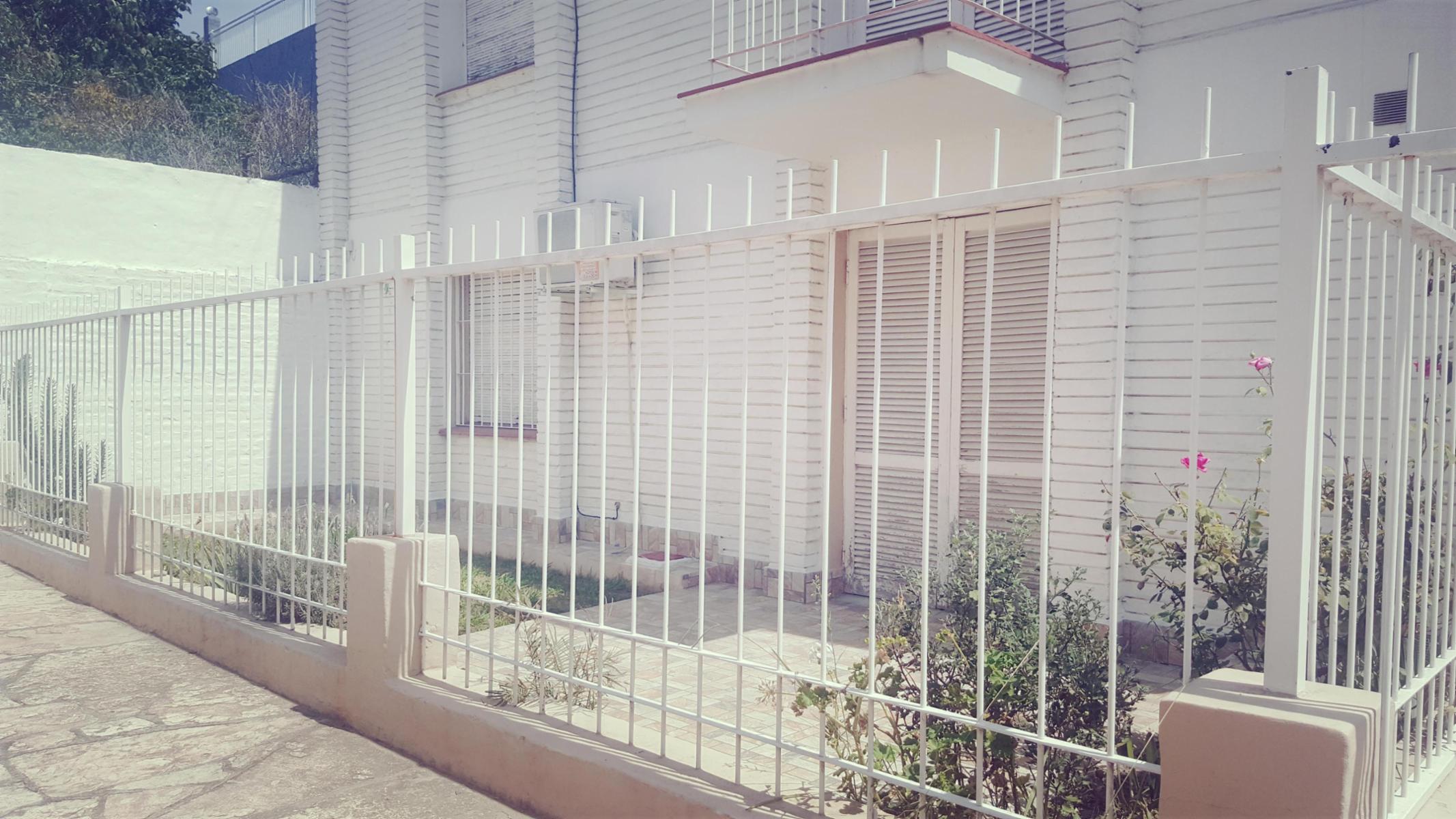 DEPARTAMENTO EN ZONA CENTRO DOS DORMITORIOS Y PATIO — foto 2