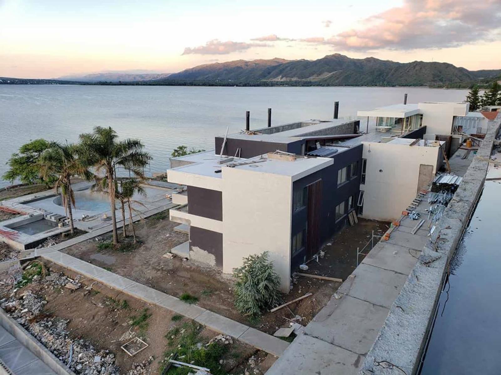 HOUSING PUERTO NORTE. URBANIZACIÓN SOBRE LAGO SAN ROQUE. PRIMERA CATEGORIA — foto 9