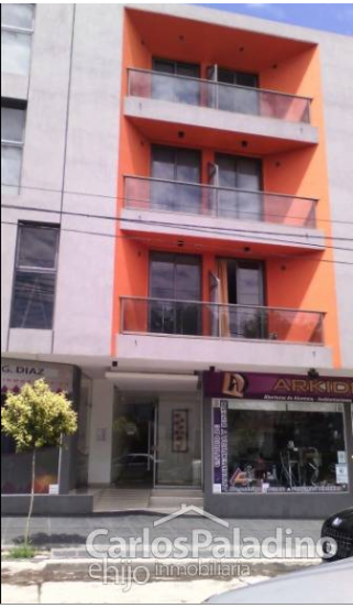 DEPARTAMENTO CENTRICO CON PILETA. UN DORMITORIO