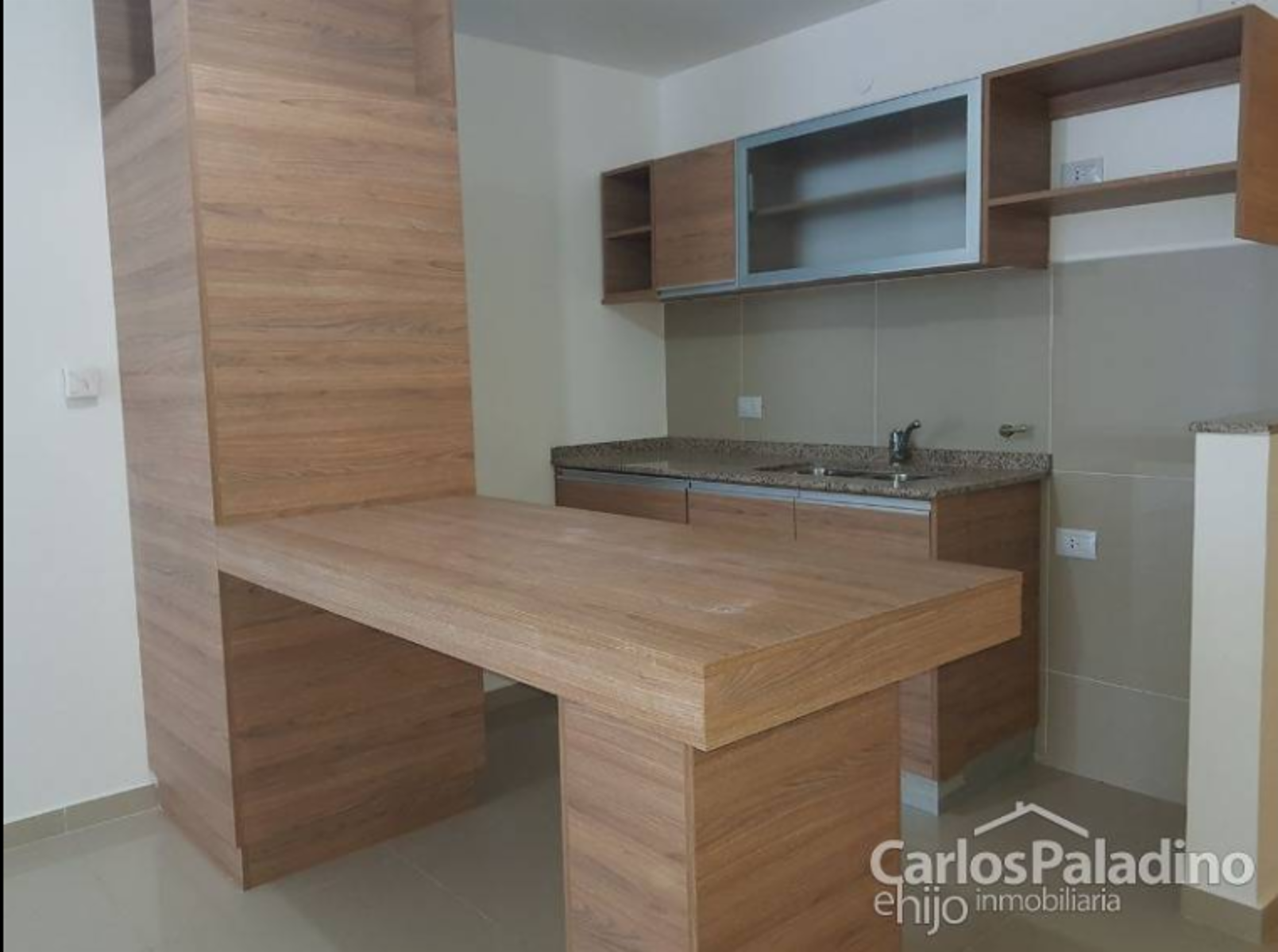 DEPARTAMENTO EN EDIFICO VOW. AMENITIES. UBICACION CENTRICA. UN DORM CON COCHERA — foto 2