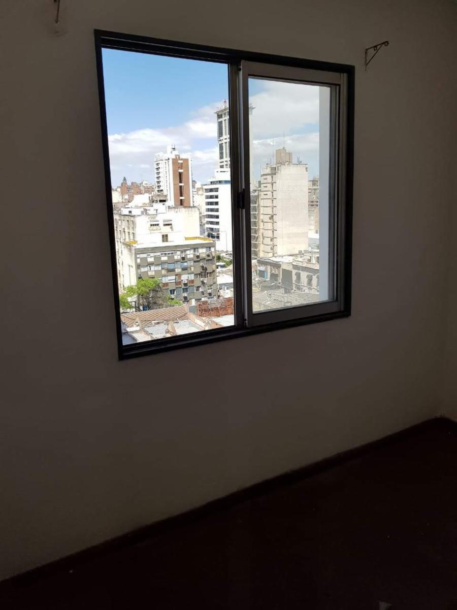 DEPARTAMENTO EN CALLE COLON FRENTE A CORREO. UN DORMITORIO — foto 4