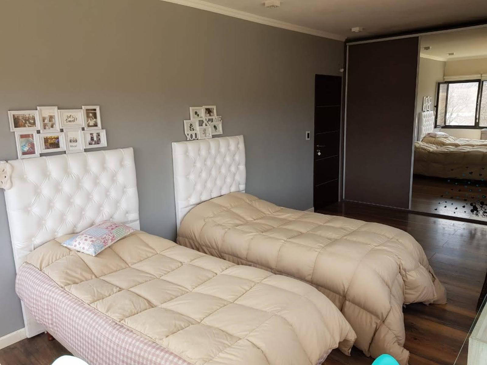 HERMOSO CHALET EN BARRIO CERRADO LOMAS DEL REY. 3 DORMITORIOS + 2 DEPTOS - PARQUE -PSICINA — foto 6