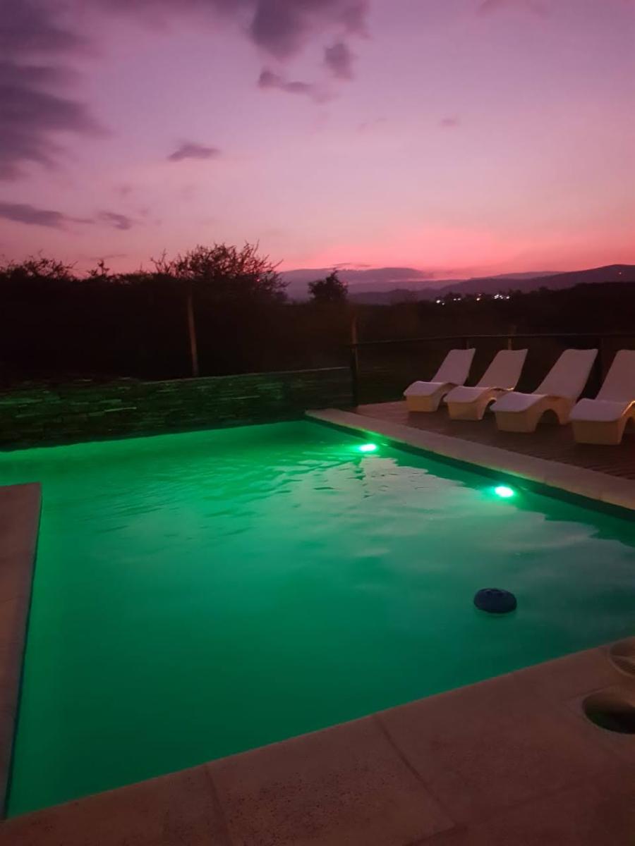 HERMOSO CHALET EN BARRIO CERRADO LOMAS DEL REY. 3 DORMITORIOS + 2 DEPTOS - PARQUE -PSICINA — foto 10
