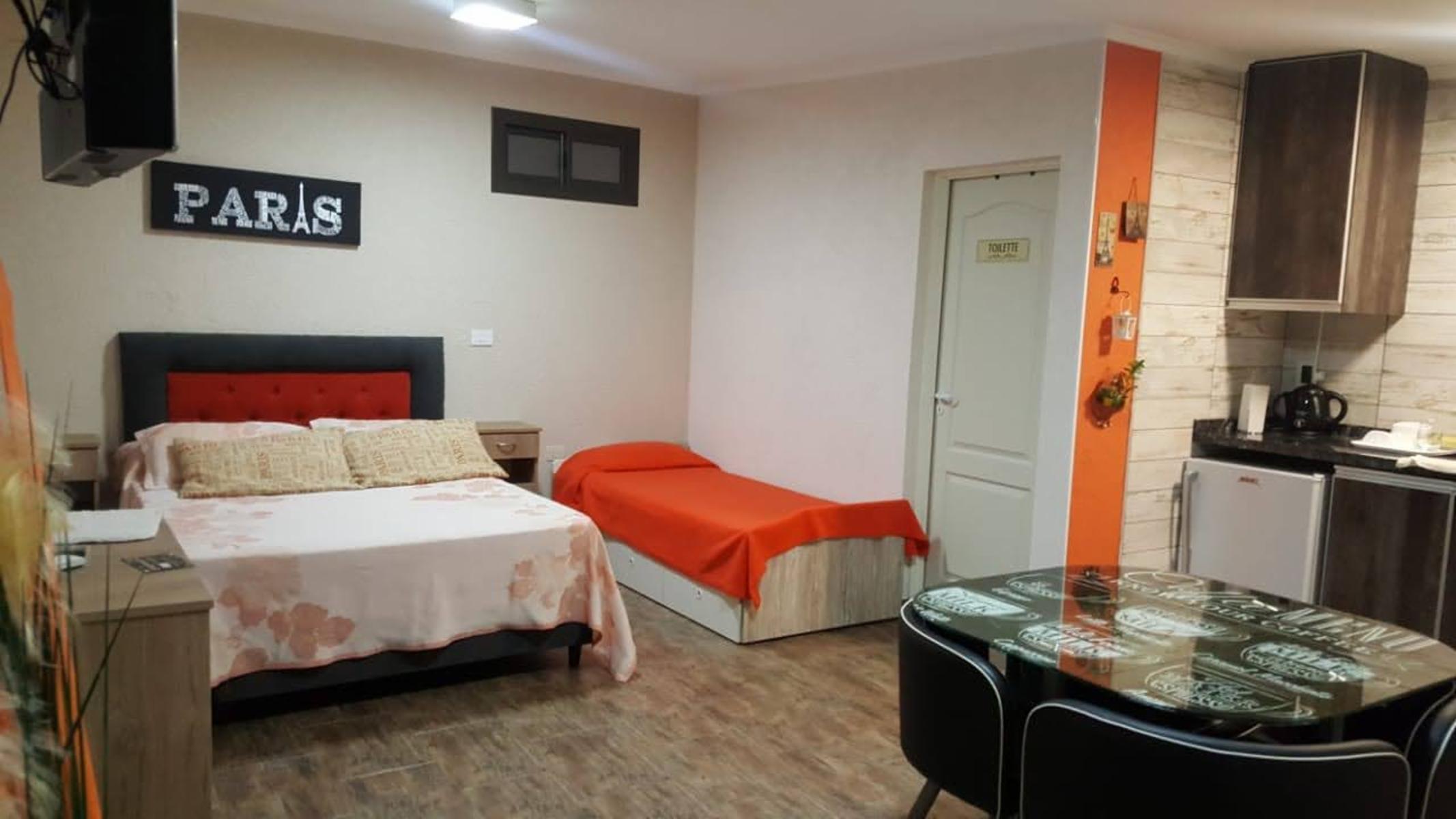 HERMOSO CHALET EN BARRIO CERRADO LOMAS DEL REY. 3 DORMITORIOS + 2 DEPTOS - PARQUE -PSICINA — foto 12