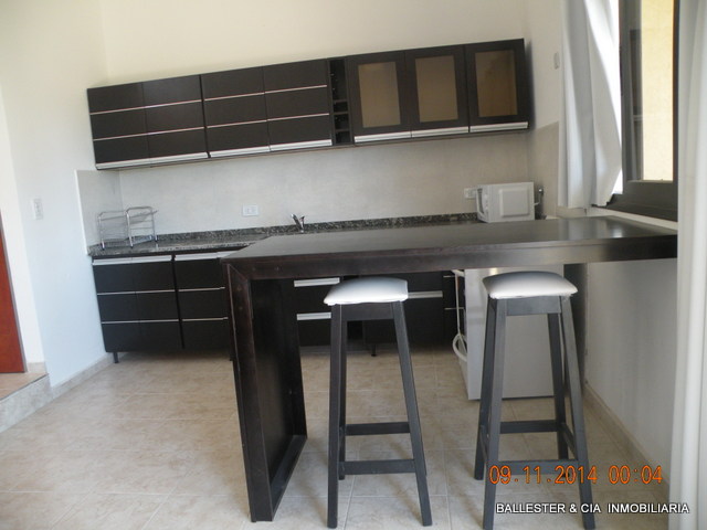 AMPLIO Y MODERNO CHALET – 3 DORMITORIOS – TERRAZA – PATIO – PISCINA – GALERIA CON ASADOR – HERMOSA VISTA — foto 15